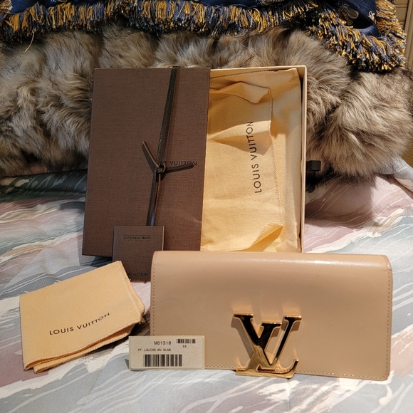 Louis Vuitton Portefeuille Beige Louise Wallet - Picture 1 of 12